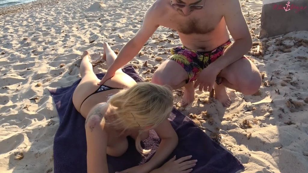 sexy foto nr. 3 von REINGELEGT. Dreist am öffentlichen Strand durchgenagelt!