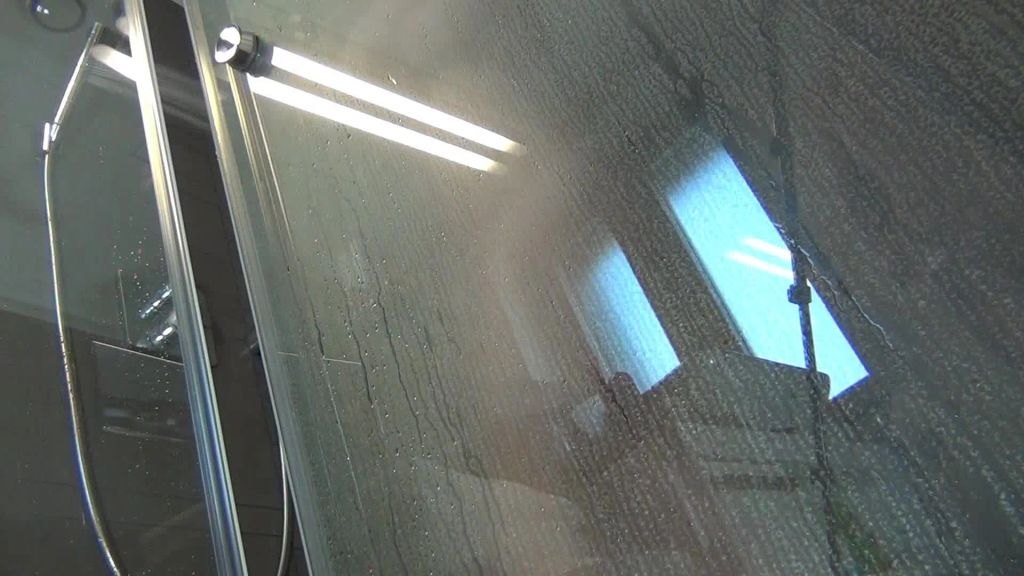 Vorschaubild zum Video „Ungeschminkt & Privat! MorgenFick in der Dusche!“ von Mary Wet