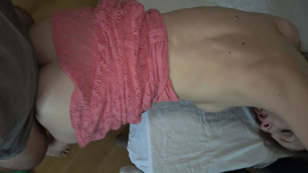 Vorschaubild 6 zum Video „Creampiesüchtig? Bitte fick mich!“