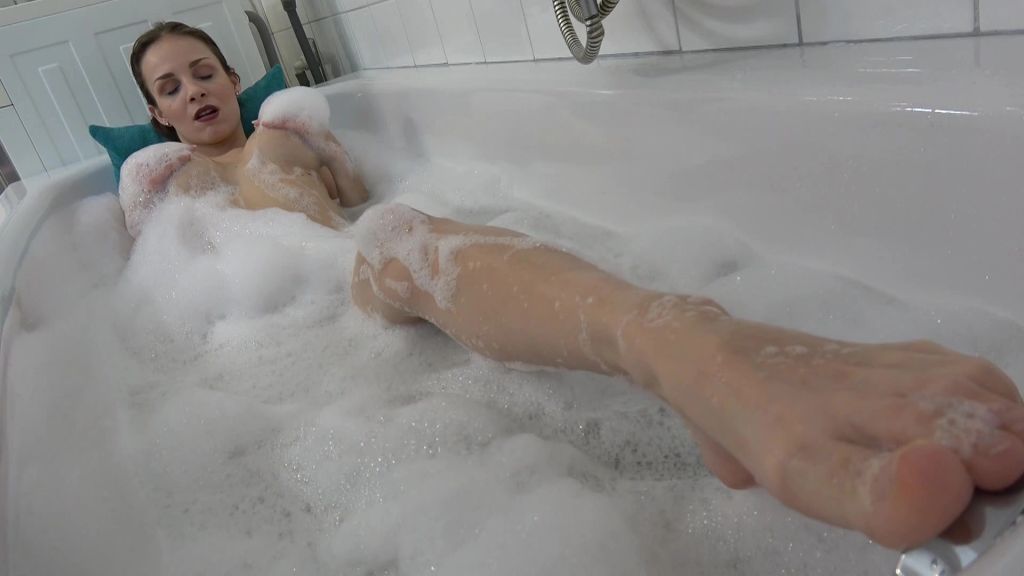 Vorschaubild 4 zum Video „Sei mein Voyeur und lass Dich von mir verführen!“