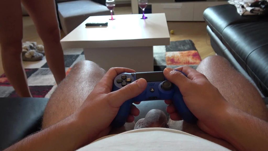 Vorschaubild 1 zum Video „Magic Stick statt Joystick ? einmal vollspritzen bitte!“