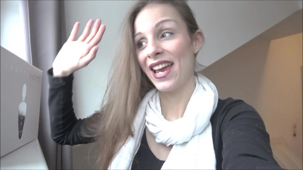 Vorschaubild 1 zum Video „HEFTIG! Neues Squirt Spielzeug getestet!“