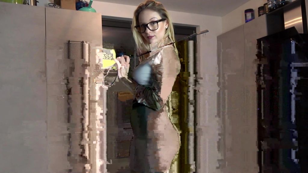 Vorschaubild 2 zum Video „Nachhilfe für 18 jährigen Schnellspritzer!“