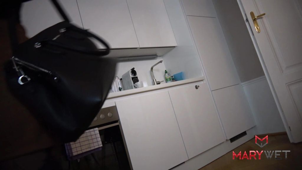 Vorschaubild 3 zum Video „User fickt mich OHNE VORWARNUNG in den Arsch!“