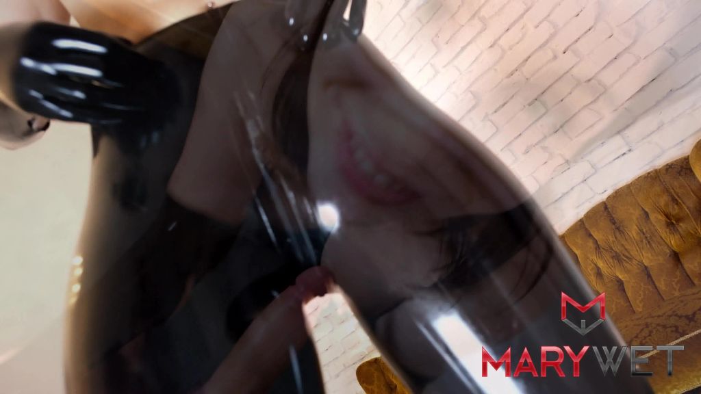Vorschaubild 6 zum Video „Horniest LATEX Fuck!“