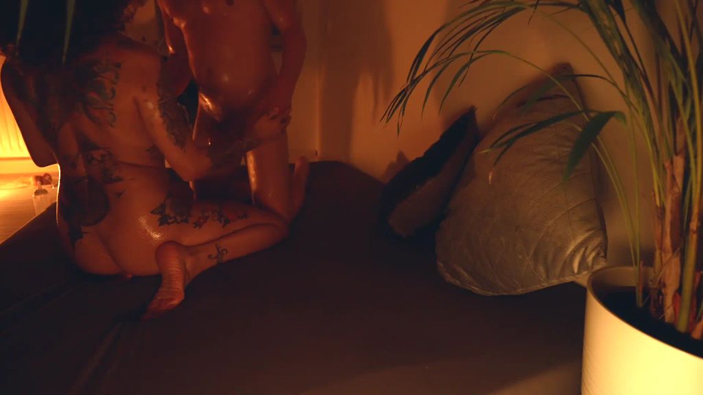 sexy foto nr. 1 von Geile DP-Session! Schwanz im Arsch und Dildo in Pussy🔥👀