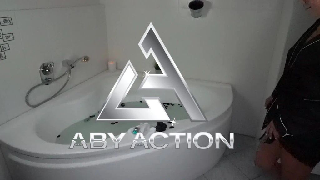 sexy foto nr. 1 von Entspannungsbad auf Actionart