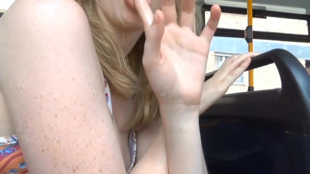sexy foto nr. 10 von Megakrank!!!Public Handjob im Linienbus+XXL Cumshot*