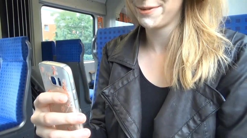 sexy foto nr. 10 von Public-Spermawalk mitten in der S-Bahn!