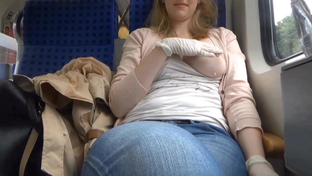 sexy foto nr. 10 von Versaute-Bahnfahrt**Öffentliche Schwanzmassage!