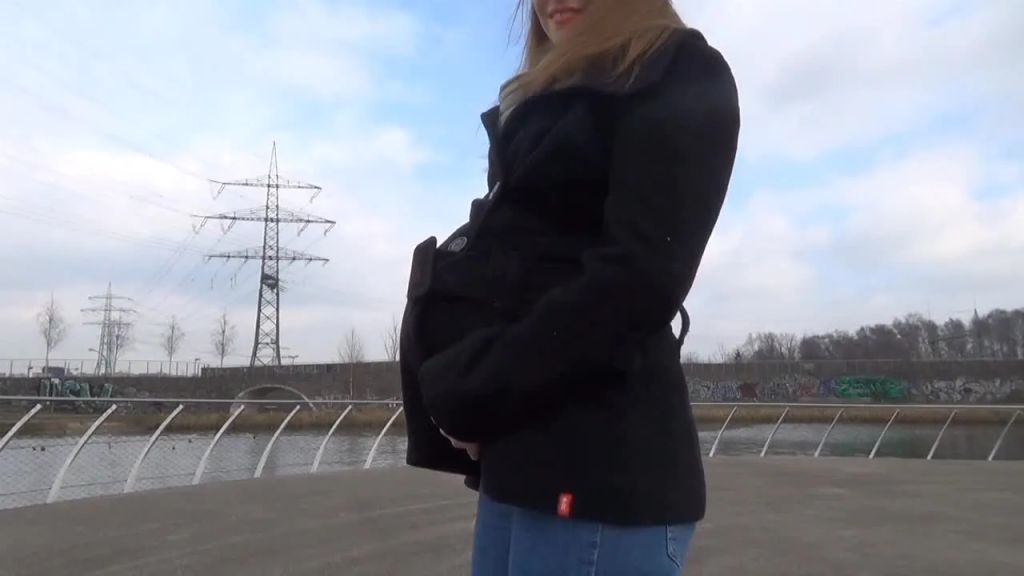 sexy foto nr. 1 von Endlich ein BABYBAUCH! Bin ich Krank???