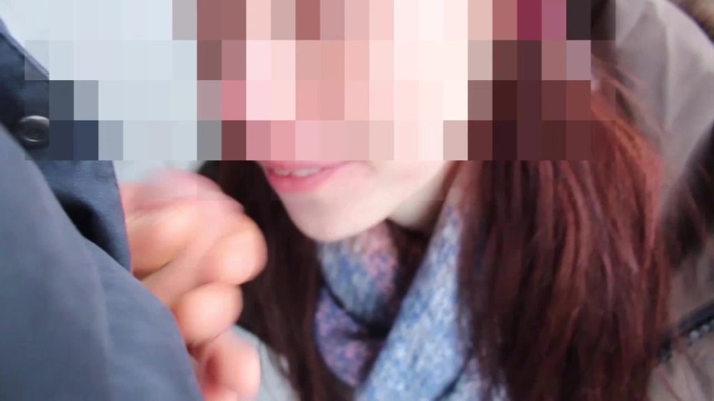 sexy foto nr. 9 von SEIN 1.Mal Nervöser Fahrgast mitten am Bahnsteig abgemolken
