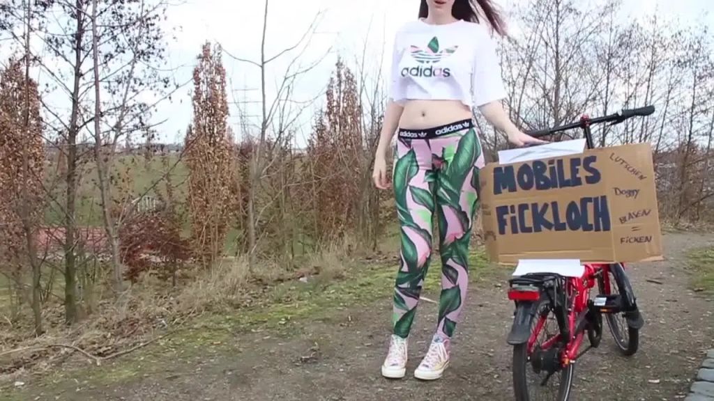 sexy foto nr. 2 von Zweifach Fotzenbesamung!!! SCHLAMMSCHIEBEN