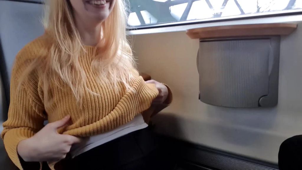 sexy foto nr. 1 von MEGAKRANK*blowJOB-qUICKY mitten im ZUG