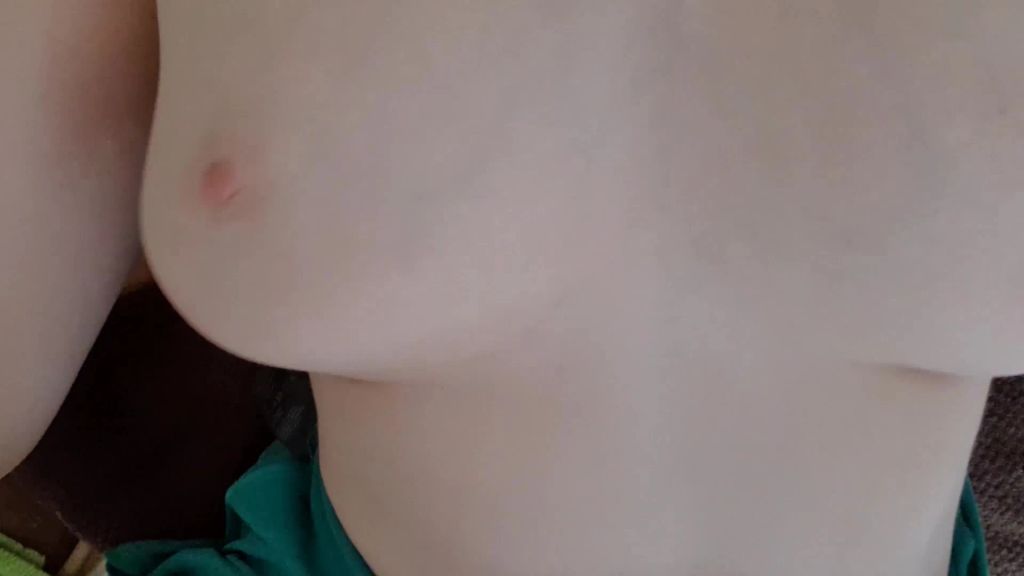 sexy foto nr. 8 von 2 x hintereinader abspritzen in der Mittagspause