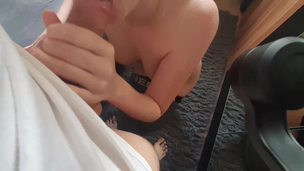 sexy foto nr. 3 von Mittagspausen Quicky inkl. nassem Ende