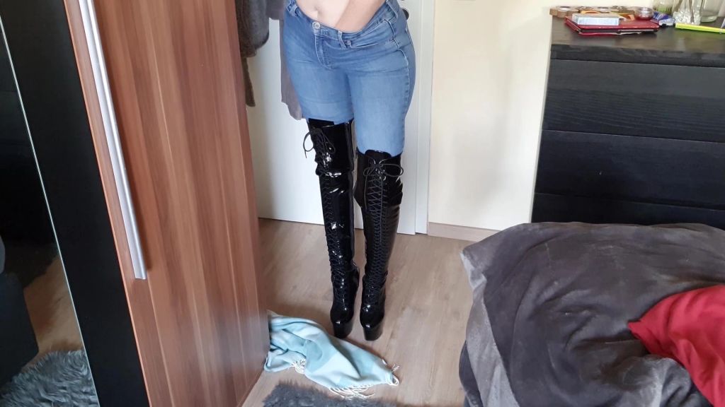 sexy foto nr. 2 von 4 Wochen Sexentzug!!!!! Total nass und geil!!!!