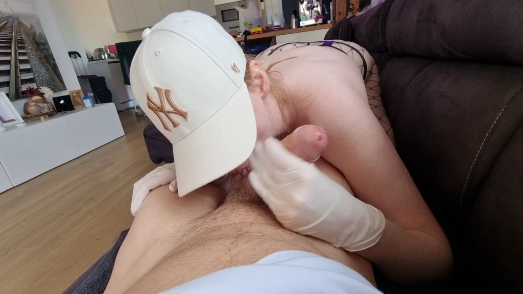 sexy foto nr. 8 von Latex Handjob für Mitbewohner