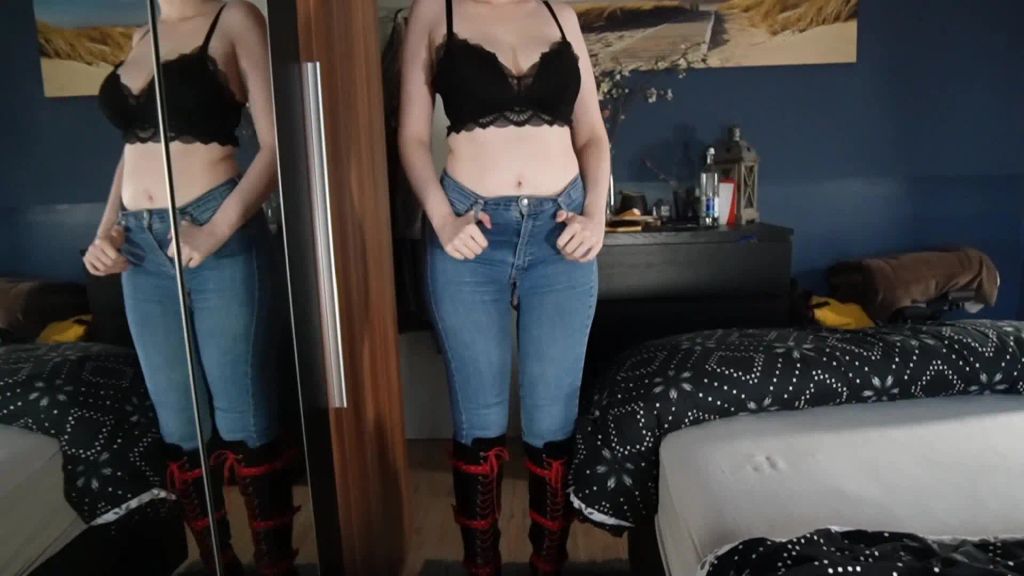 sexy foto nr. 1 von Jeans Cut-Out Fick** Spritz mir die Sahne auf den Arsch!!!