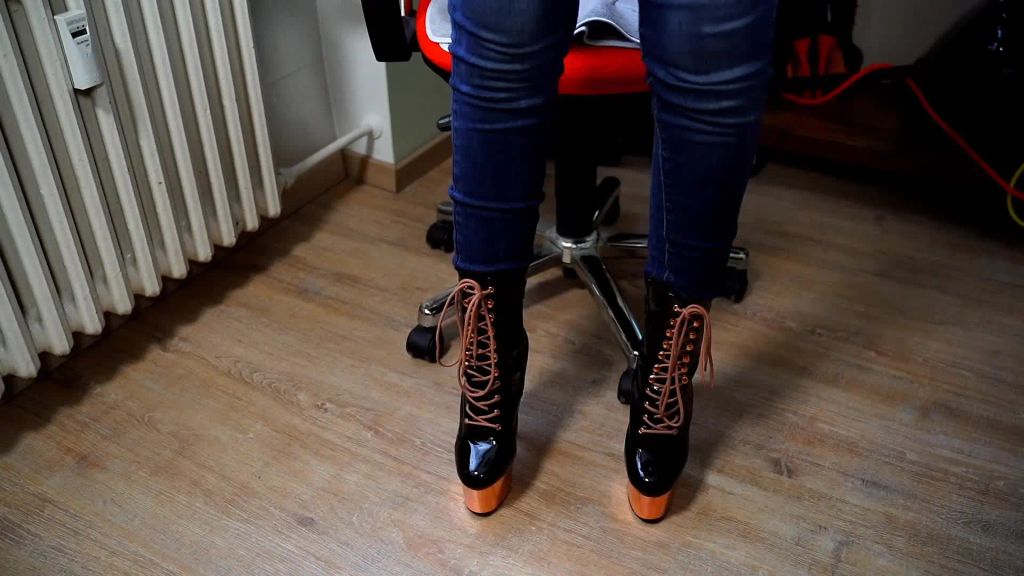 sexy foto nr. 1 von Jeans Po Dirty Talk**Blue Jeans machen dich hart und spritzi