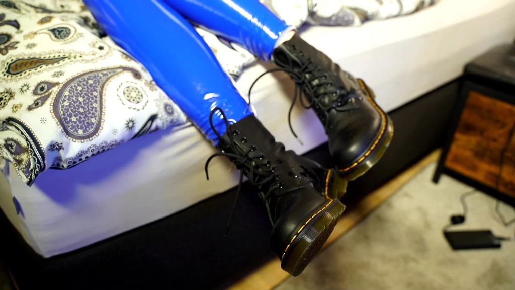 sexy foto nr. 10 von Boots Sperma Lecker gesucht!!!!