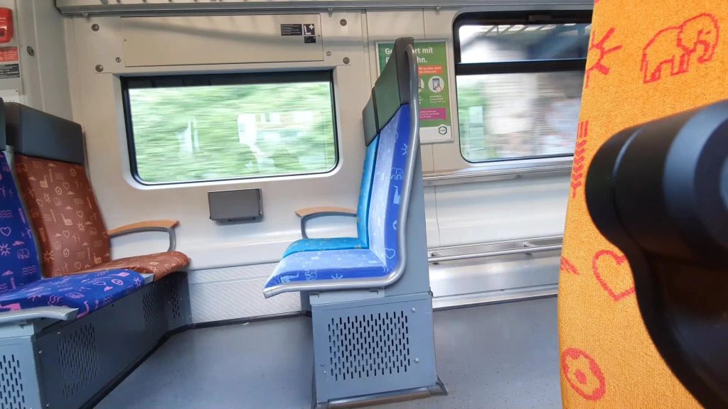 sexy foto nr. 9 von Megakrank!!!!! 2 Männer in 3 Minuten Public  den Tag versüßt
