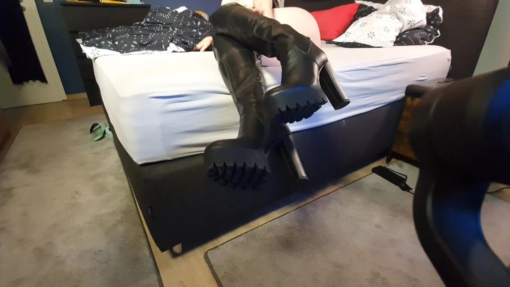 sexy foto nr. 9 von Leder Stiefel Spritz Talk!!!!