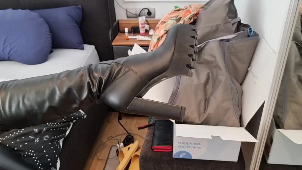 Leder Stiefel Dirty Talk