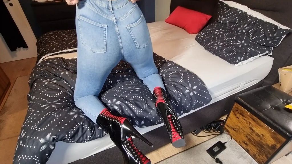sexy foto nr. 7 von Jeans Heels Dirty Talk