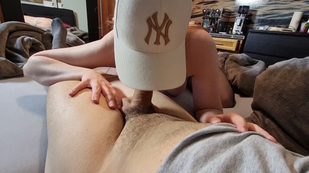 sexy foto nr. 2 von Mitbewohner die Feierabendlatte gemolken