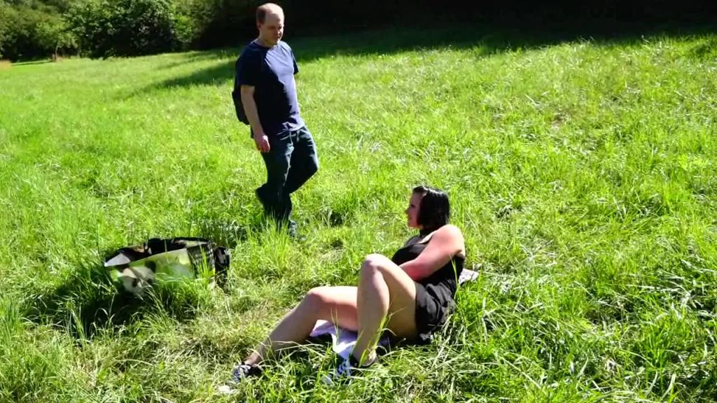 sexy foto nr. 1 von Schweizer Touri erkennt und fickt mich Outdoor mega Cumshot
