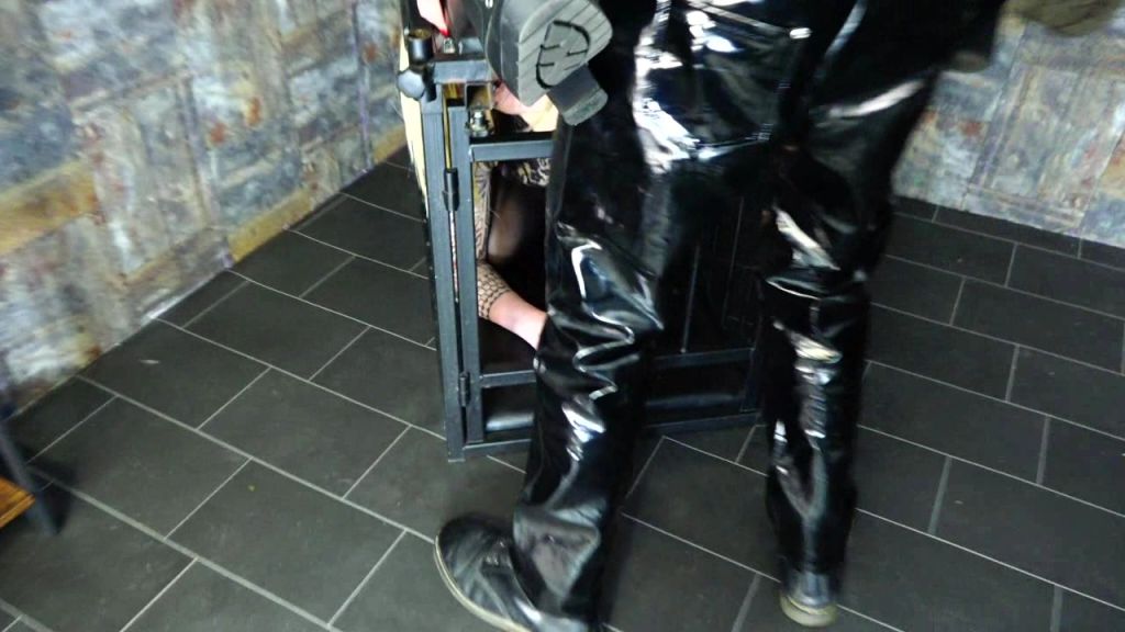 sexy foto nr. 3 von Leck es auf! vor einen Cuckold gefickt