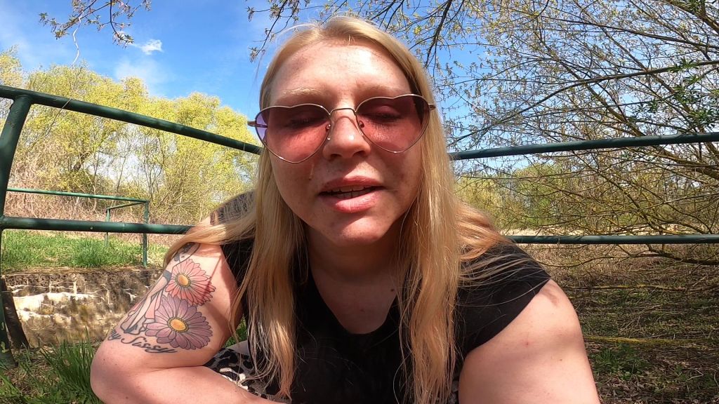 Vorschaubild zum Video „wer muss der muss“ von Harley Twoface