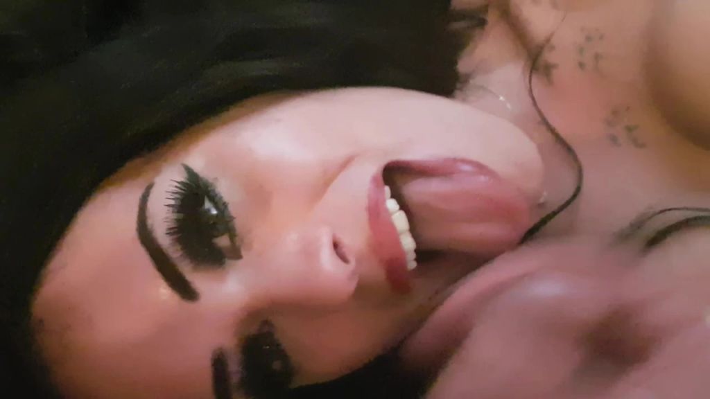 sexy foto nr. 7 von Ich bekomme Sperma ins Gesicht