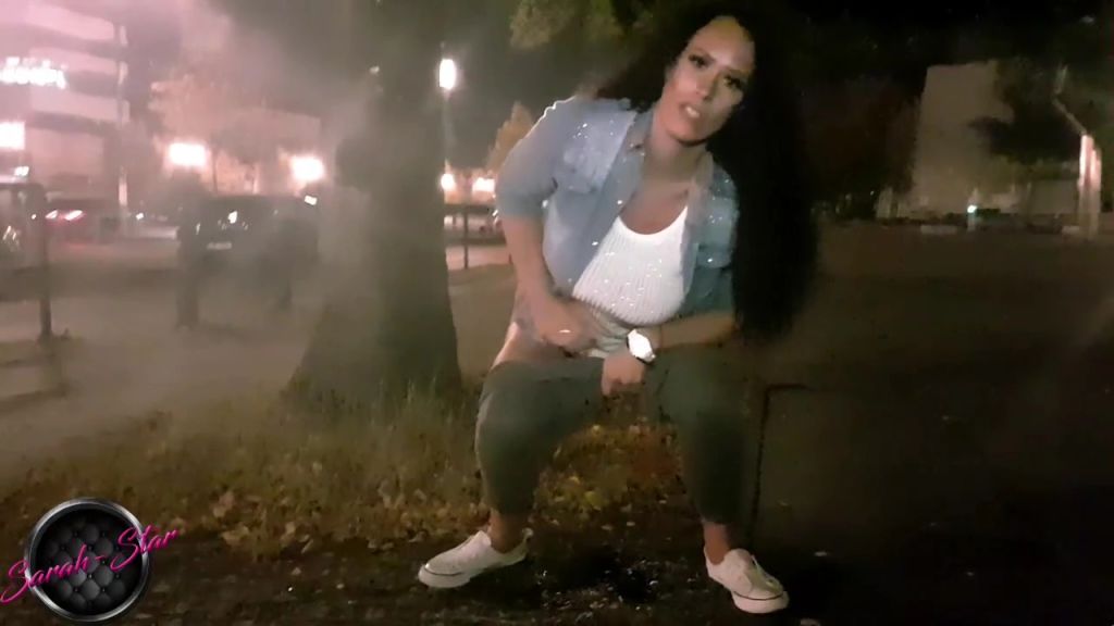 sexy foto nr. 7 von Abgepisst auf 17 Juni in Berlin