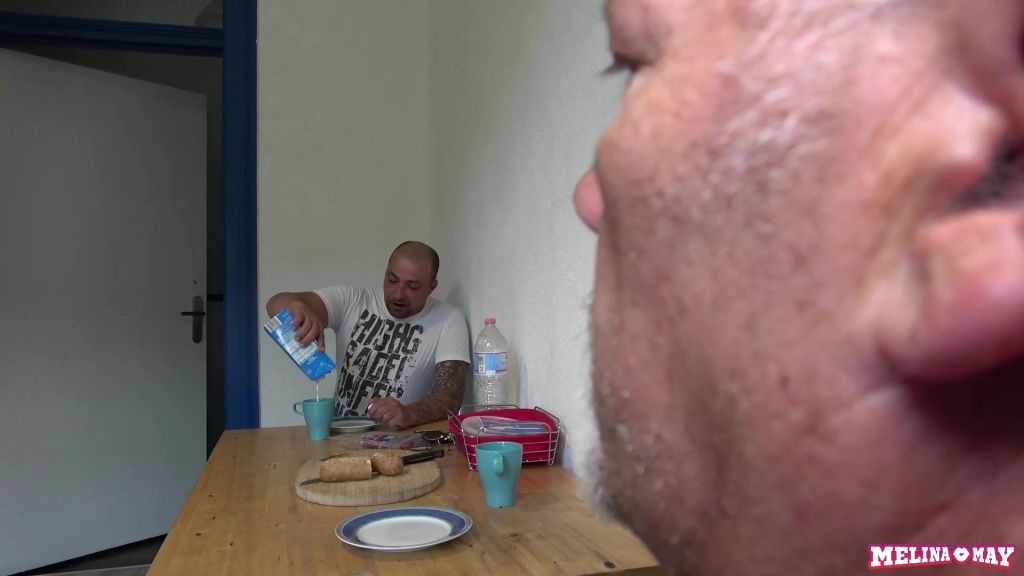sexy foto nr. 7 von Egon nutzt die Situation aus 😉