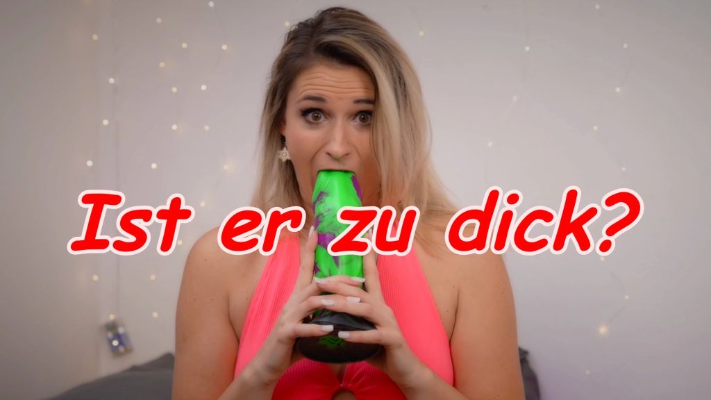 sexy foto nr. 10 von Der Dicke Dildo wird getestet