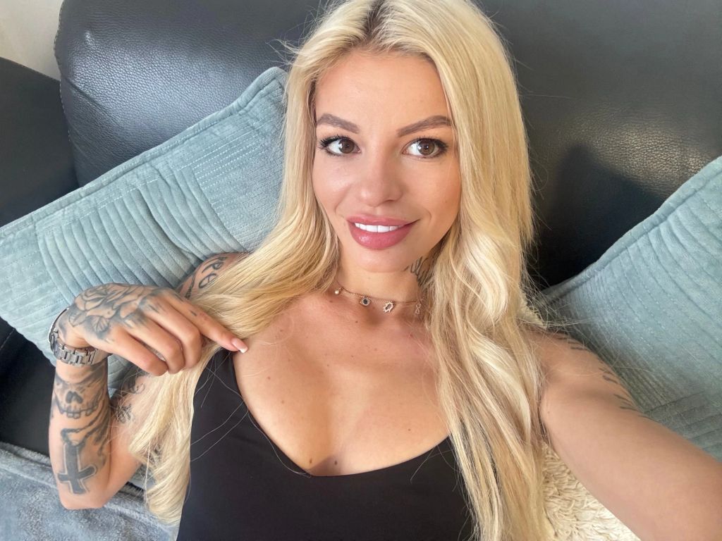 sexy foto nr. 11 von KairaKampen