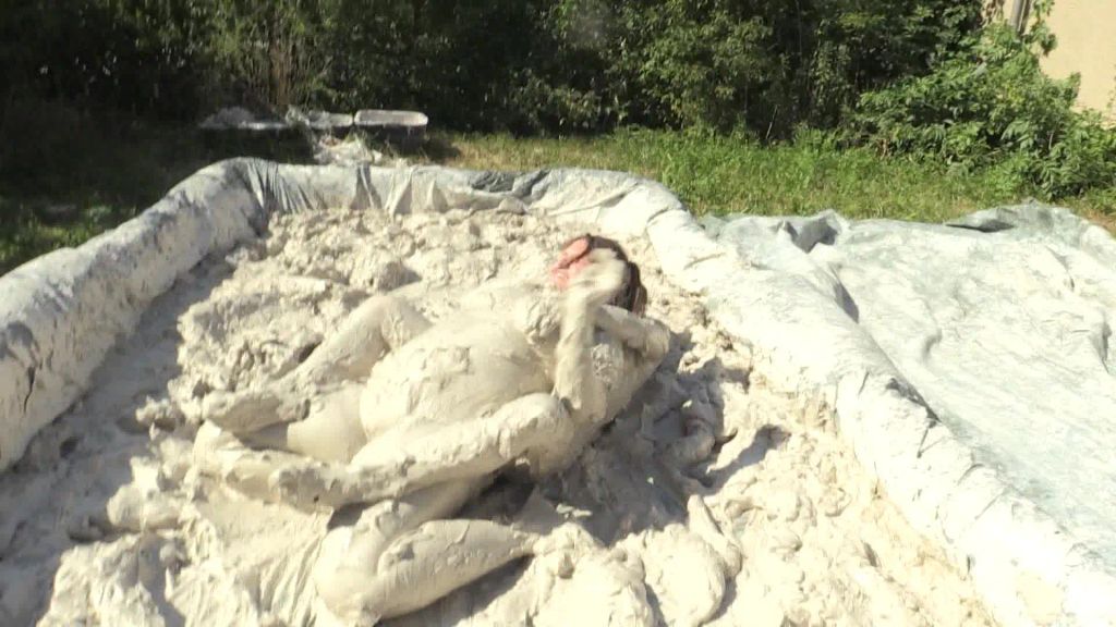 sexy foto nr. 5 von Mudfight