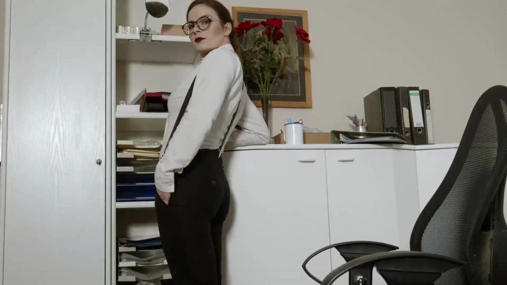 sexy foto nr. 1 von Lutsch meinen Boss-Schwanz