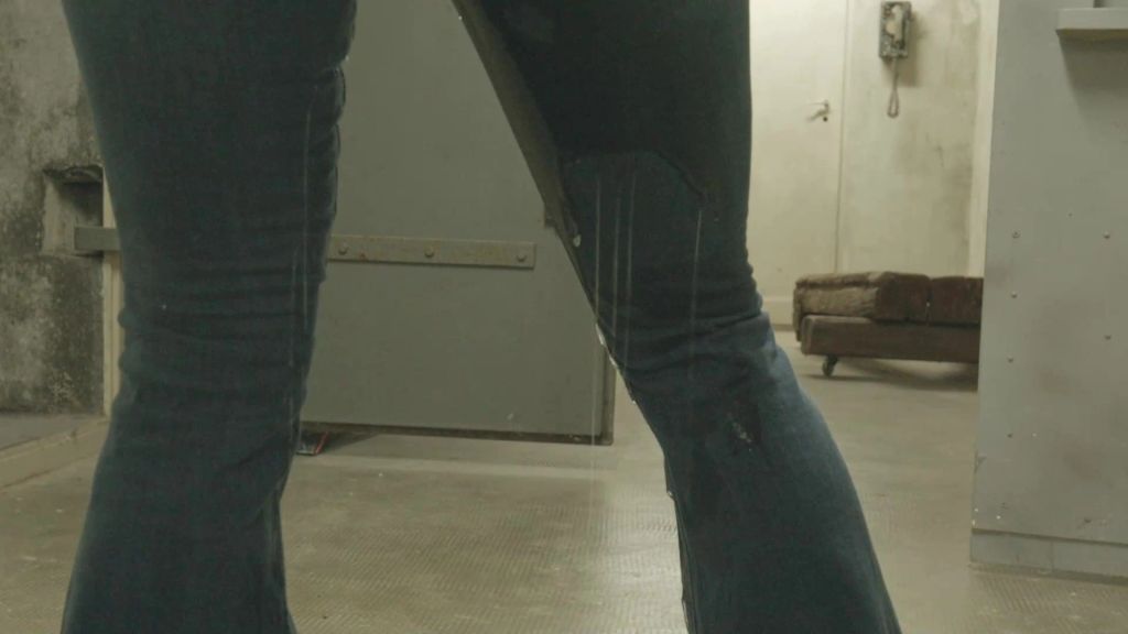 sexy foto nr. 7 von Nasse Jeans für Lutschsklaven