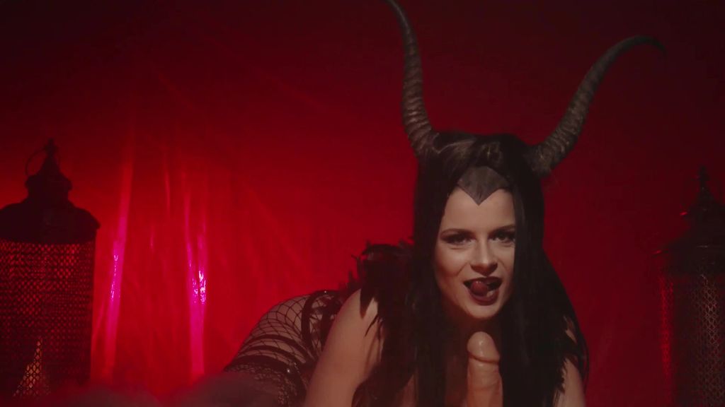 sexy foto nr. 7 von Succubus - Entsamungsritual