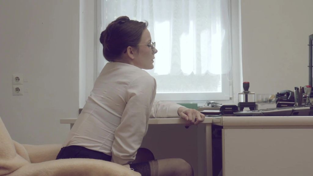 sexy foto nr. 4 von Betrüg deine Frau - Assistentin verführt