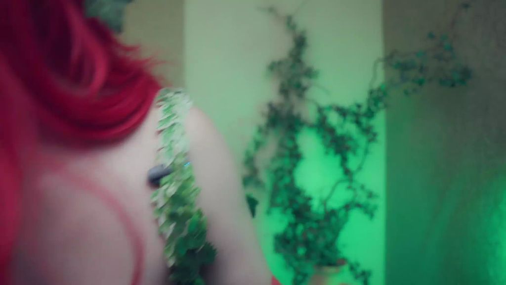 sexy foto nr. 4 von Inhale Poison Ivy