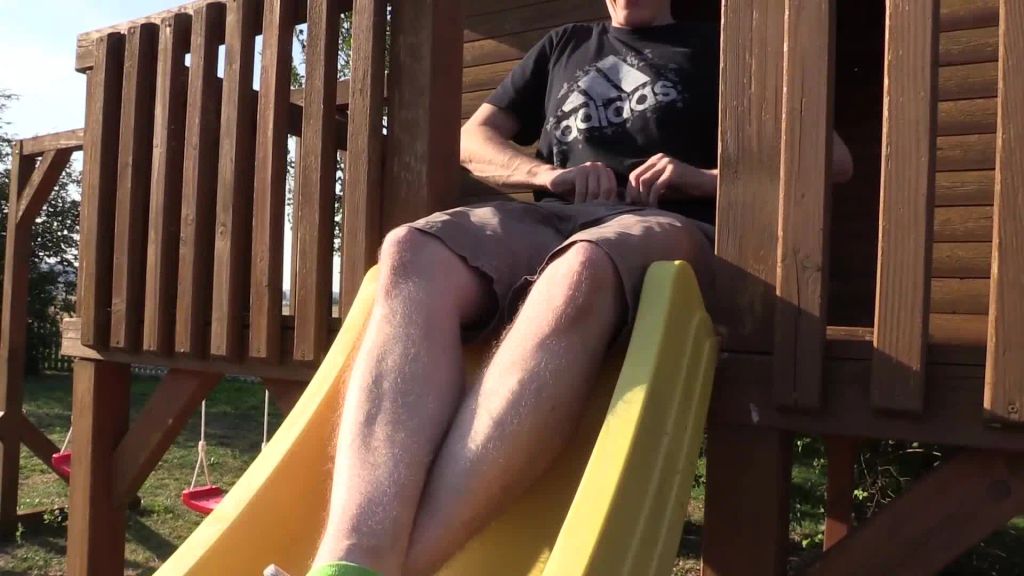 sexy foto nr. 1 von Wenn große Männer spielen, brauchen Sie immer Hilfe!