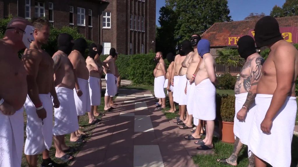 sexy foto nr. 1 von Zwei heiße Engländerinnen