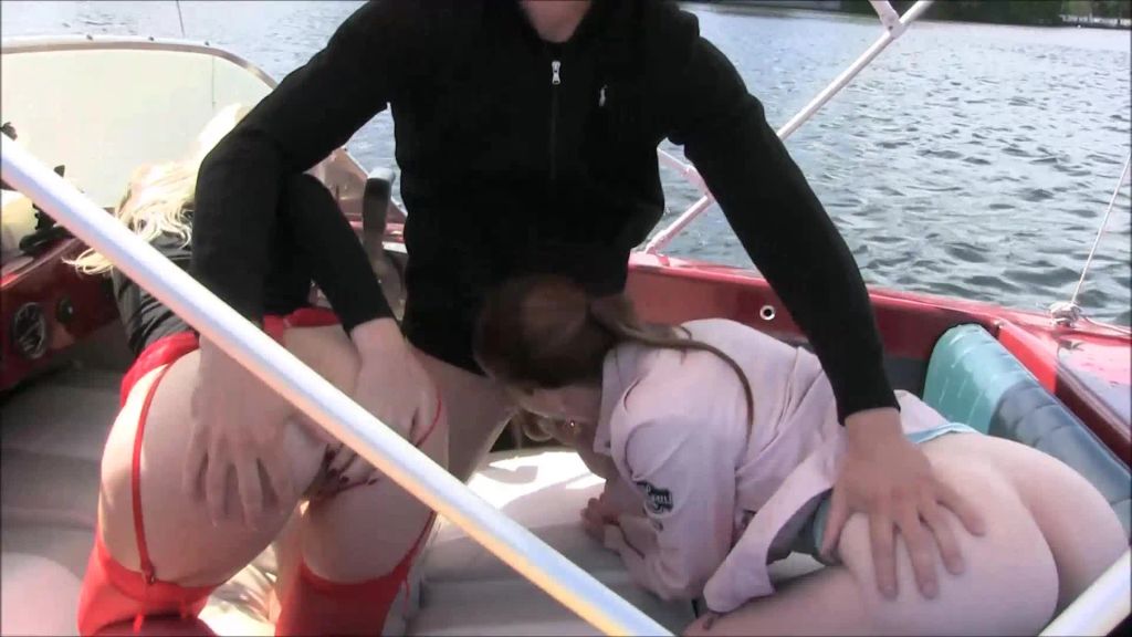 sexy foto nr. 2 von Öffentlicher Dreier auf dem Boot: Anal, Facial