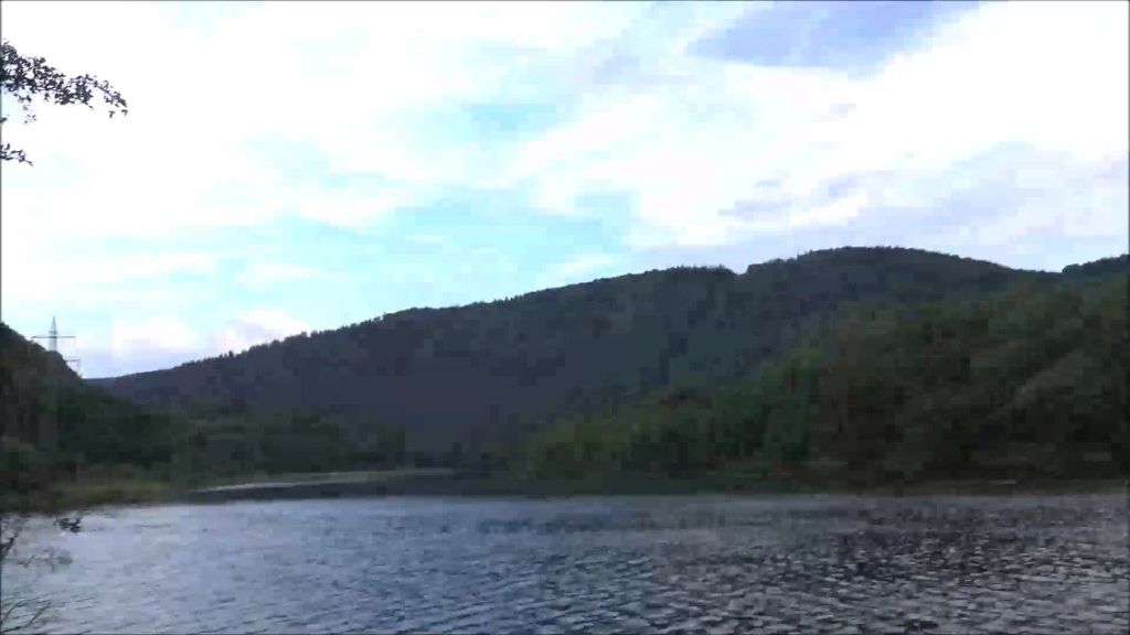 sexy foto nr. 7 von Öffentlicher Fick am Fluss