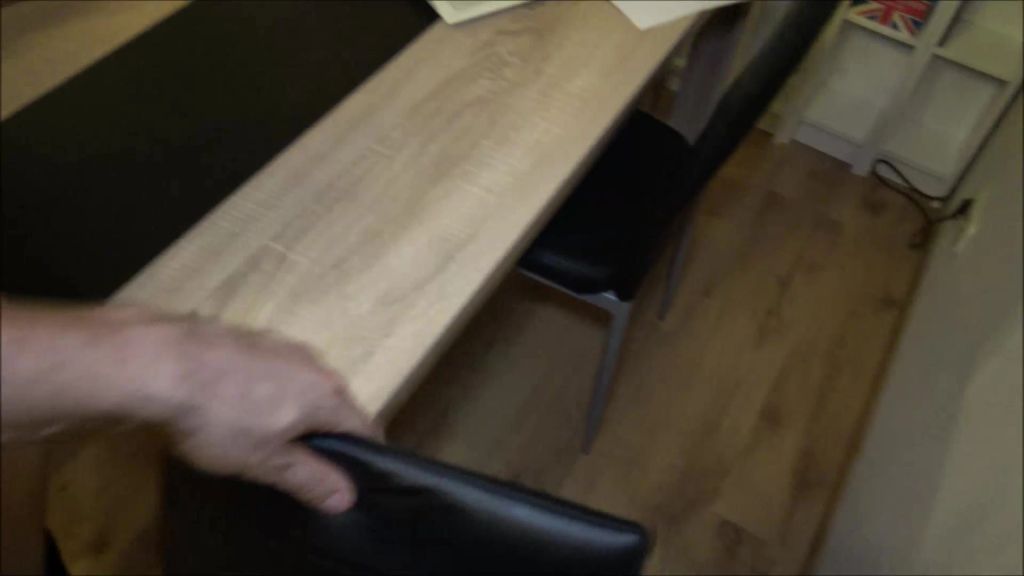 sexy foto nr. 8 von Zwei Schulmädchen wurden von 2 Männern gefickt und abspritze