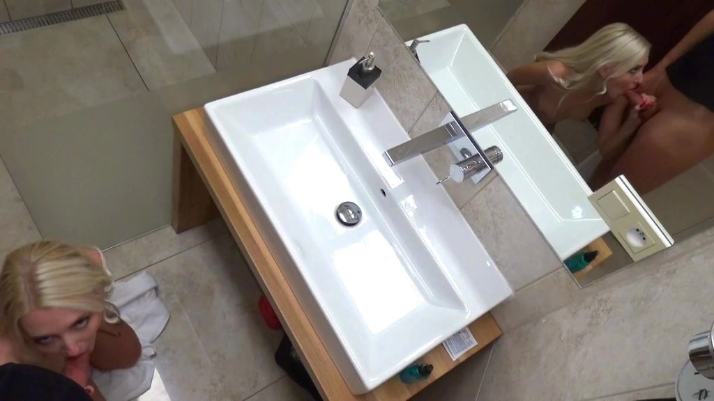 sexy foto nr. 6 von Spontaner Sex im Badezimmer
